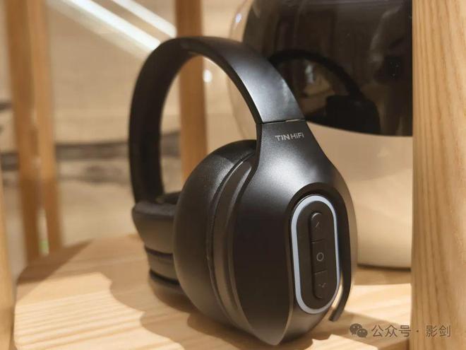 s体验感悟玩游戏、看电影配这款耳机不会选错尊龙凯时appTINHIFI Chrono(图3)