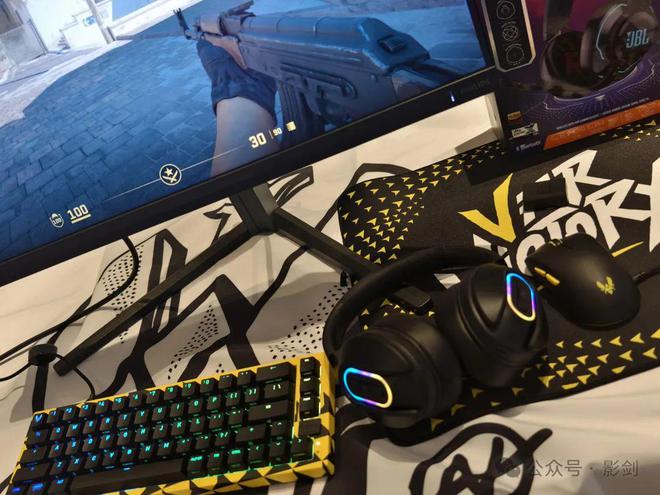 s体验感悟玩游戏、看电影配这款耳机不会选错尊龙凯时appTINHIFI Chrono(图12)